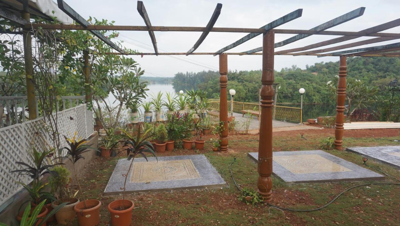 Sona Villa, The Lake Chalet Kudal  Exterior foto