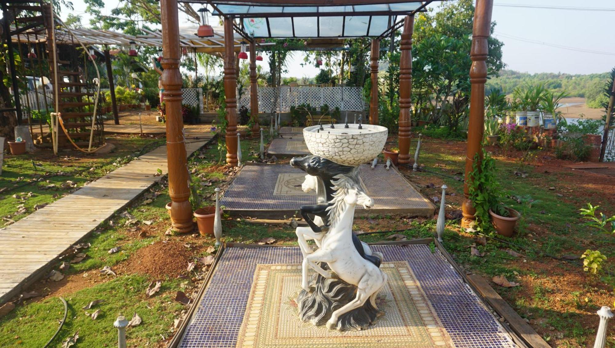 Sona Villa, The Lake Chalet Kudal  Exterior foto