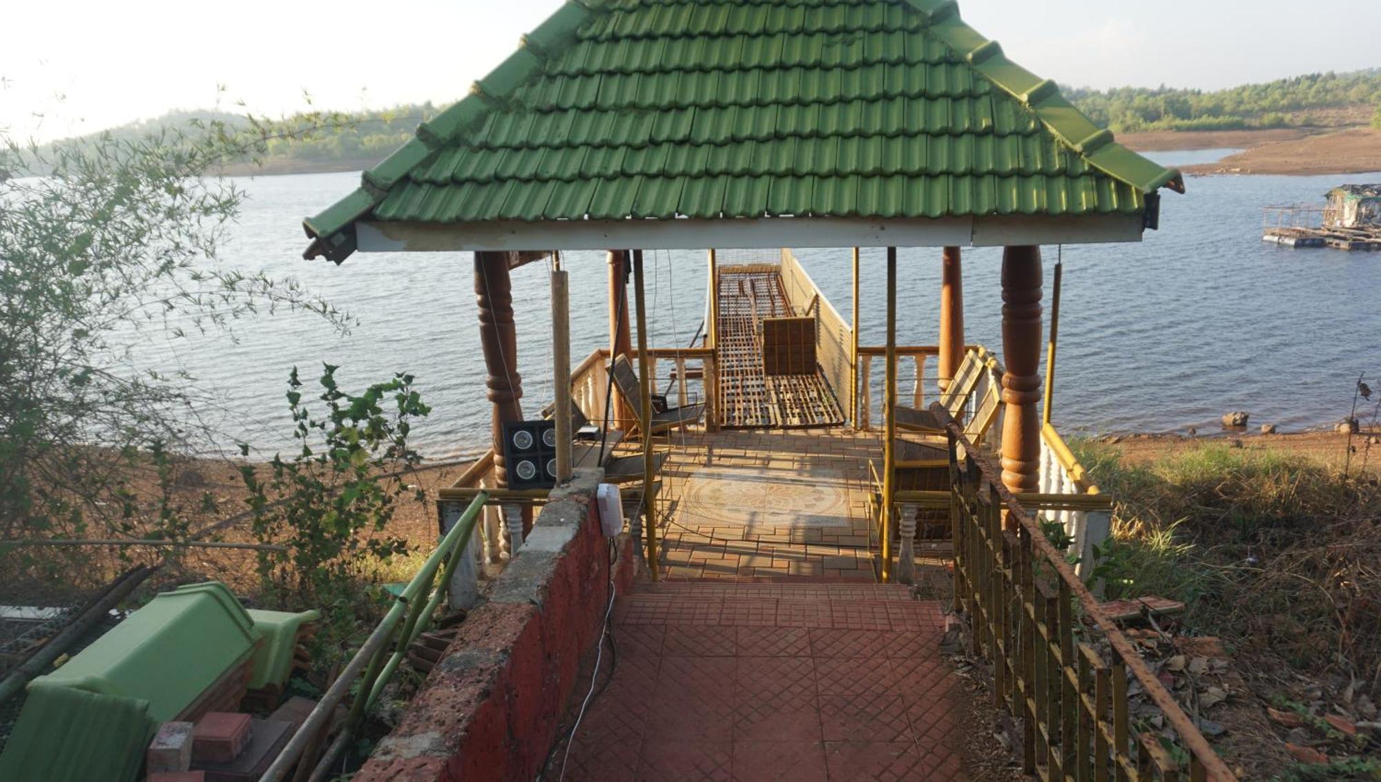 Sona Villa, The Lake Chalet Kudal  Exterior foto